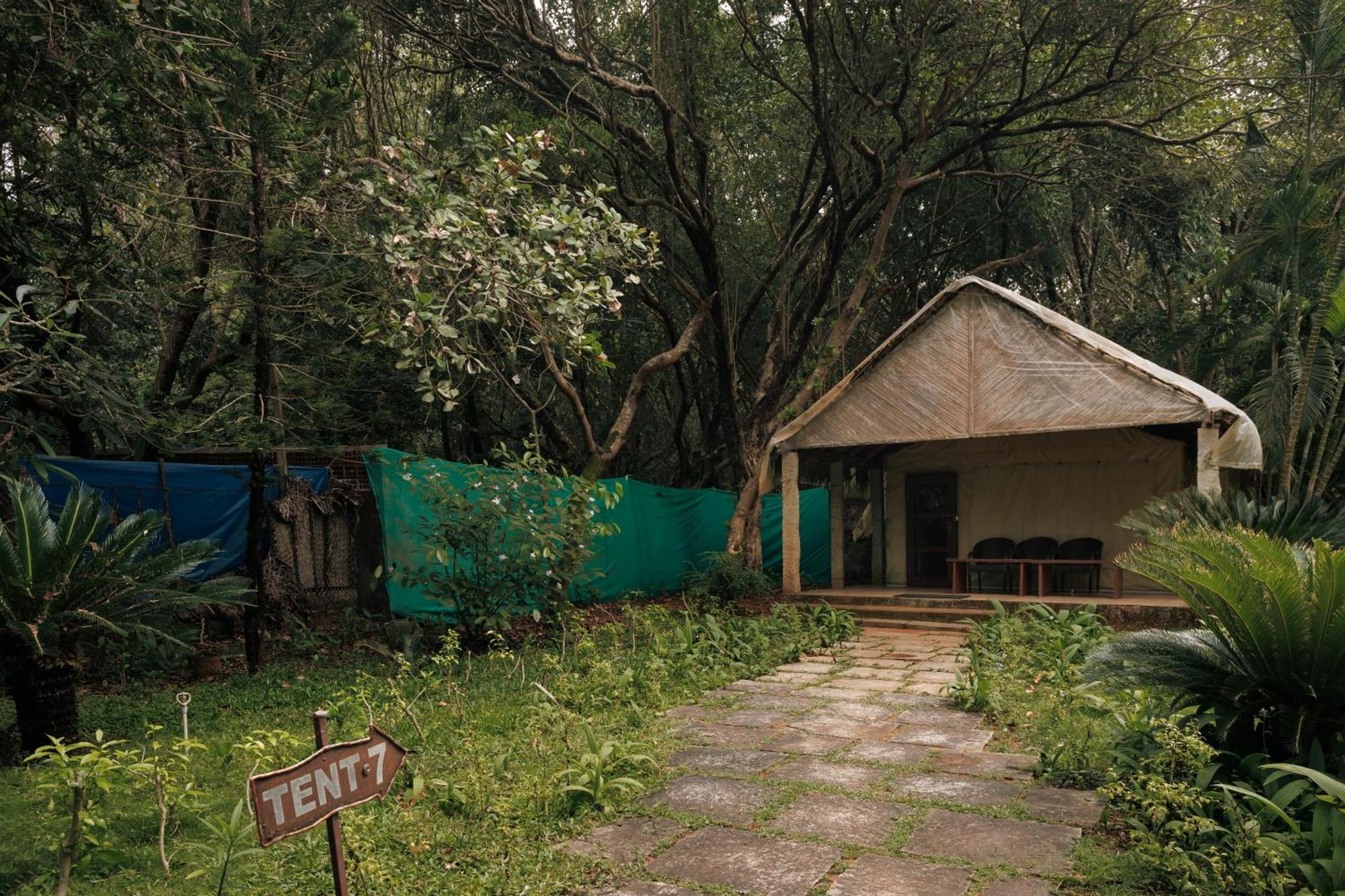 Sai Vishram Beach Resort Bainduru Exteriör bild
