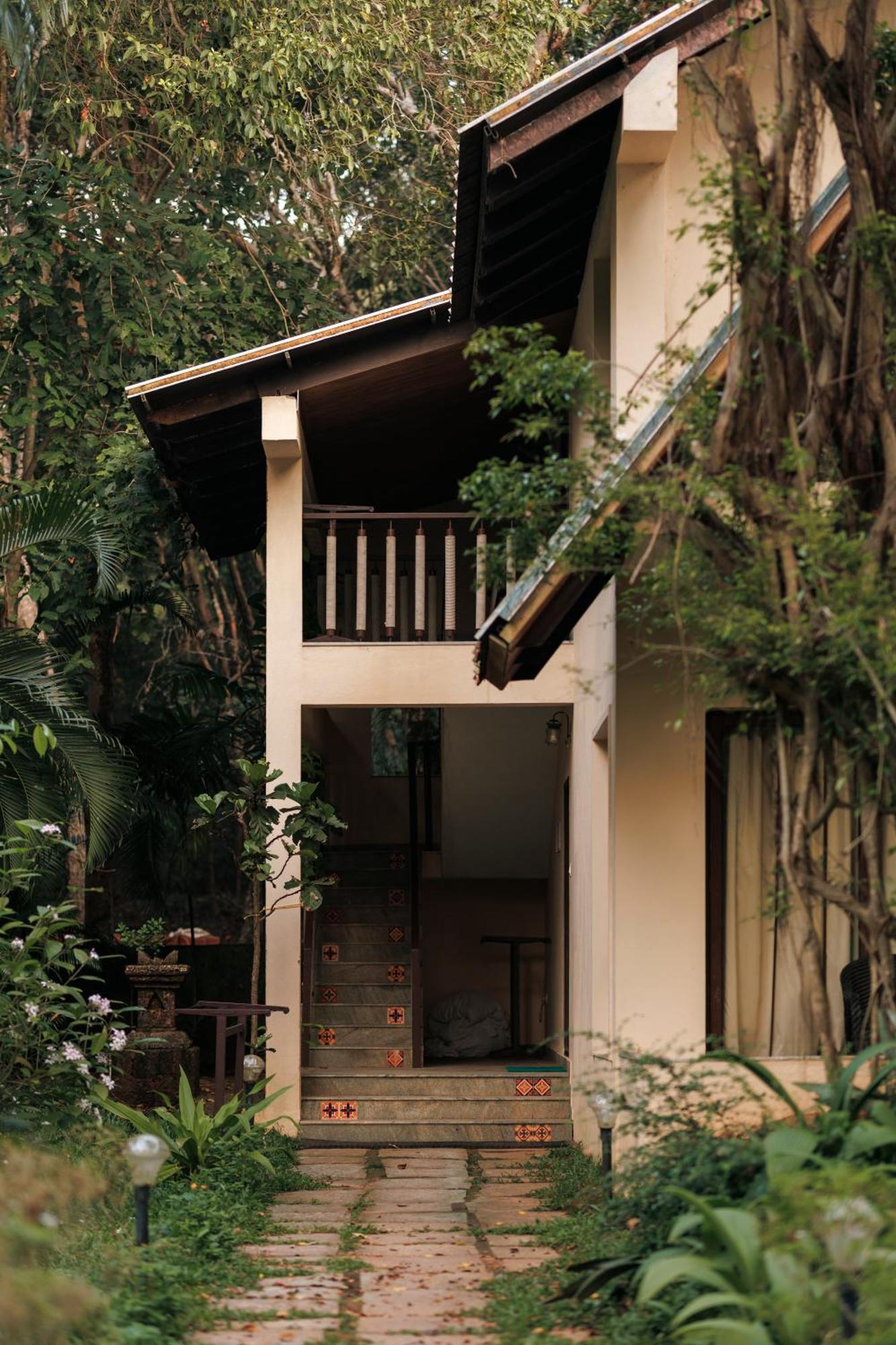Sai Vishram Beach Resort Bainduru Exteriör bild